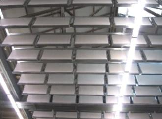 Afbeelding met Daglicht aanbrengen, staal, Symmetrie, gebouw